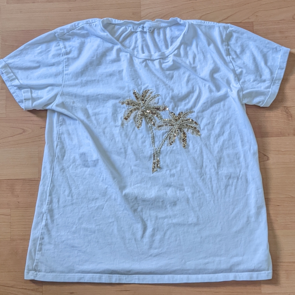 Beautiful White and Gold Shirt
